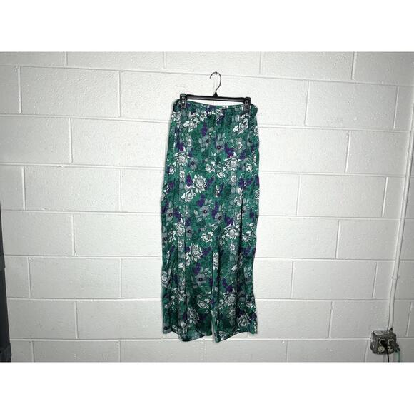 < Adore Me Verica Floral Green Satin Pajama Set > - Picture 6 of 9